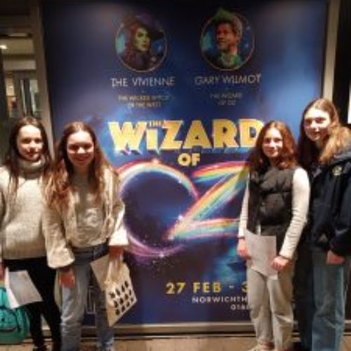 Year 7 and 8 visit Norwich Theatre Royal to enjoy The Wizard of Oz